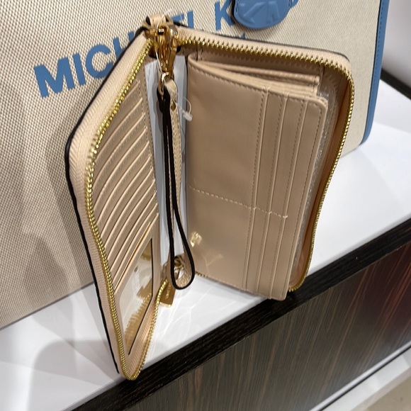 Michael Kors Jet Set Travel Large Travel CONTINENTAL Camel - Picture 10 of 16